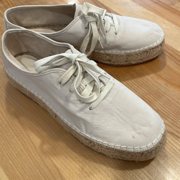 Nine West leather espadrilles size 9 never worn. - Picture 3 of 6